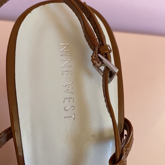 Nine West Brown Heel - Picture 2 of 7